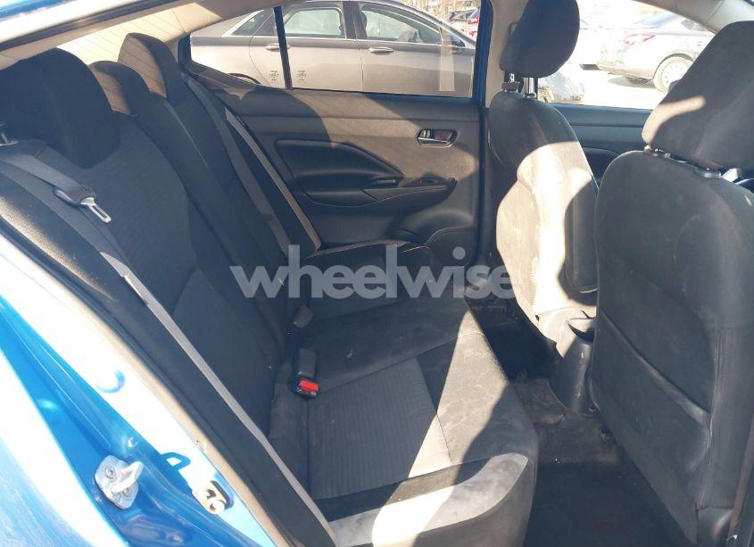 Photo 8 of 2020 Nissan Versa SV XTRONIC CVT (VIN 3N1CN8EV1LL893646)