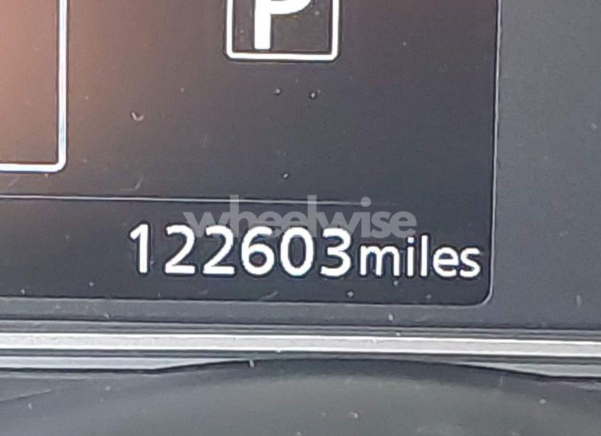 Photo 16 of 2020 Nissan Versa SV XTRONIC CVT (VIN 3N1CN8EV1LL895445)