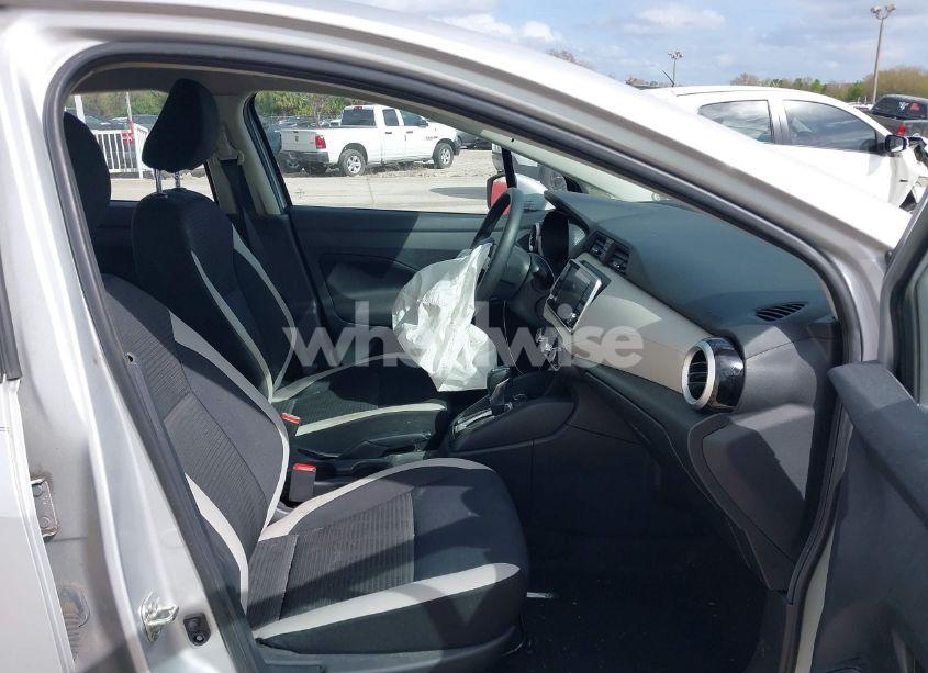 Photo 5 of 2021 Nissan Versa SV XTRONIC CVT (VIN 3N1CN8EV1ML806958)