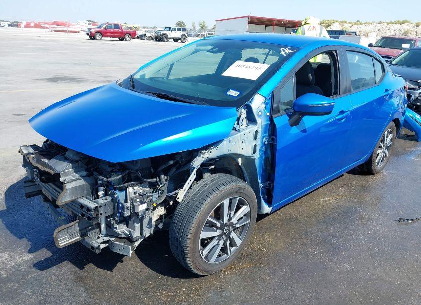 Photo 2 of 2021 Nissan Versa SV XTRONIC CVT (VIN 3N1CN8EV1ML828491)