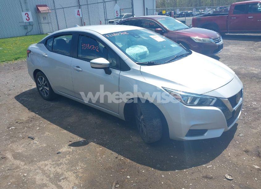 2021 Nissan Versa SV XTRONIC CVT (VIN 3N1CN8EV1ML832105) main photo