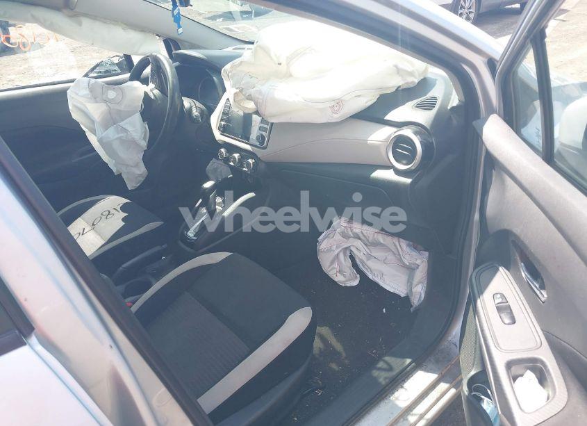 Photo 5 of 2021 Nissan Versa SV XTRONIC CVT (VIN 3N1CN8EV1ML832105)