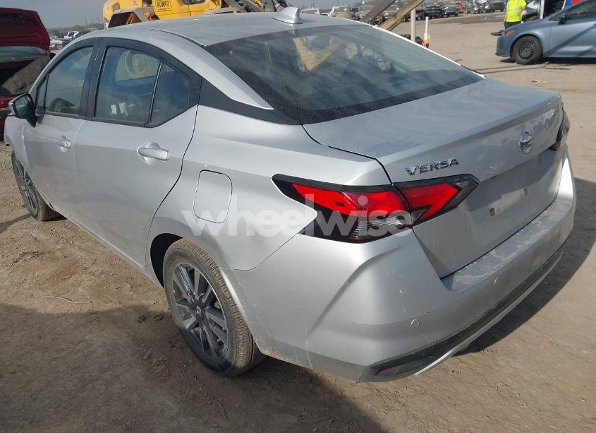 Photo 3 of 2021 Nissan Versa SV XTRONIC CVT (VIN 3N1CN8EV1ML834341)