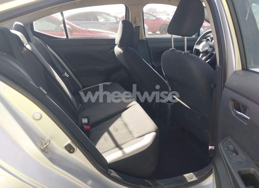 Photo 8 of 2021 Nissan Versa SV XTRONIC CVT (VIN 3N1CN8EV1ML834341)