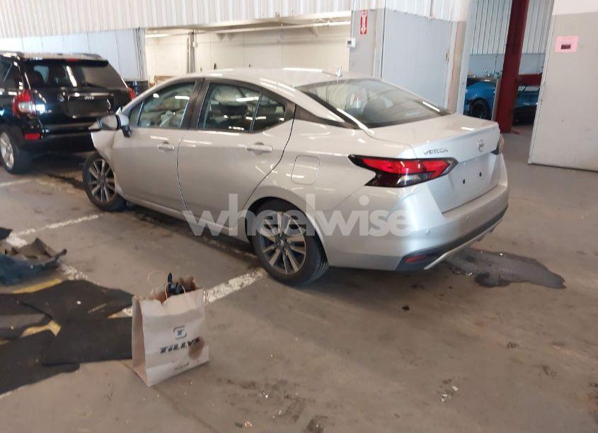 Photo 3 of 2021 Nissan Versa SV XTRONIC CVT (VIN 3N1CN8EV1ML875990)