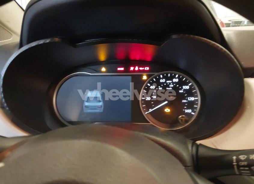 Photo 7 of 2021 Nissan Versa SV XTRONIC CVT (VIN 3N1CN8EV1ML875990)