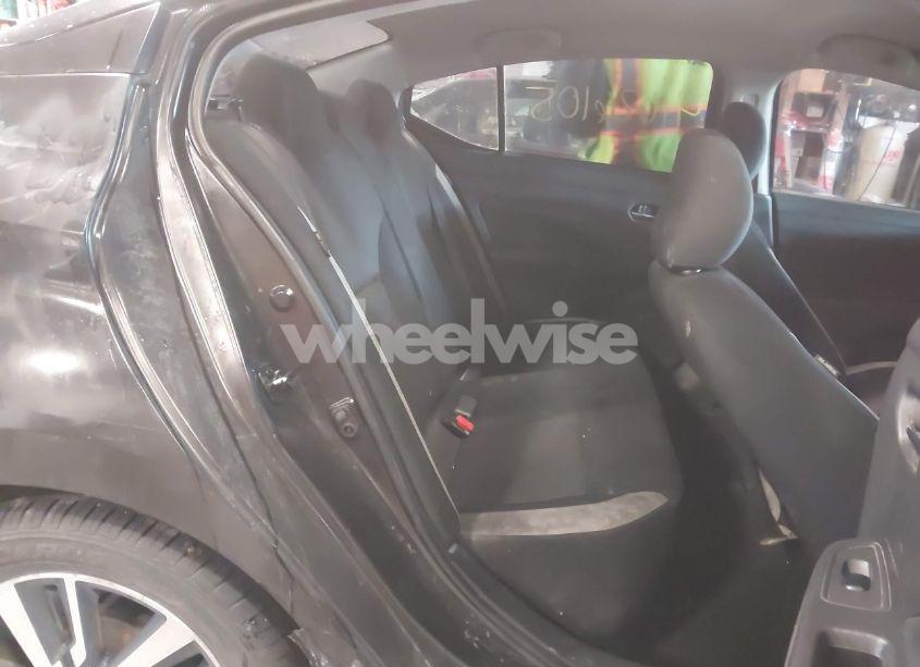 Photo 8 of 2021 Nissan Versa SV XTRONIC CVT (VIN 3N1CN8EV1ML890974)