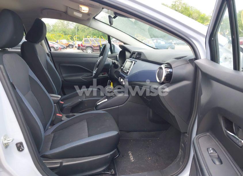 Photo 5 of 2024 Nissan Versa 1.6 SV (VIN 3N1CN8EV1RL830586)