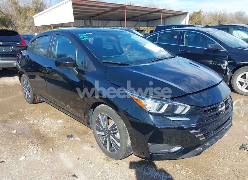 2024 Nissan Versa 1.6 SV (VIN 3N1CN8EV1RL914424) main photo