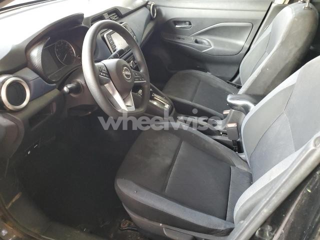 2025 NISSAN VERSA SV