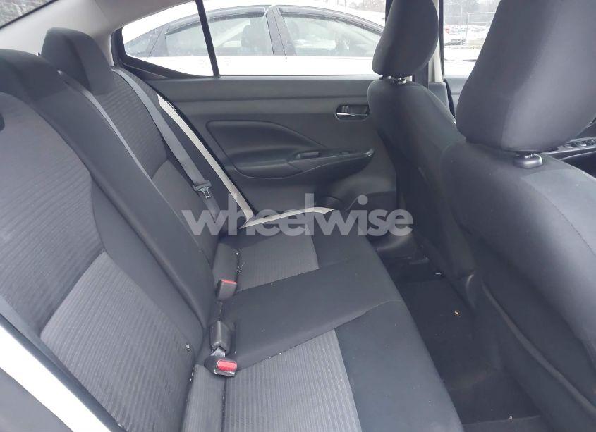 Photo 8 of 2020 Nissan Versa SV XTRONIC CVT (VIN 3N1CN8EV2LL810192)