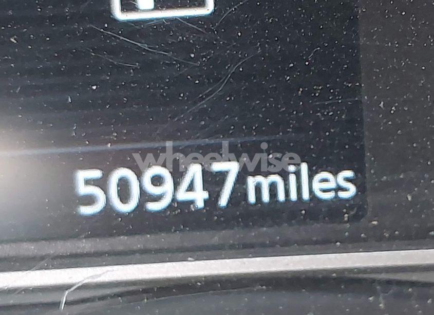 Photo 15 of 2020 Nissan Versa SV XTRONIC CVT (VIN 3N1CN8EV2LL833925)