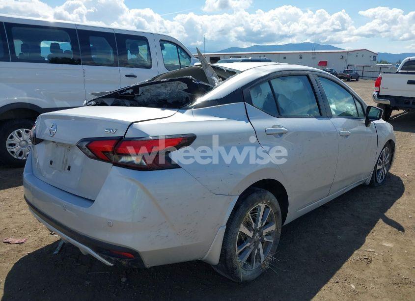 Photo 4 of 2020 Nissan Versa SV XTRONIC CVT (VIN 3N1CN8EV2LL833925)