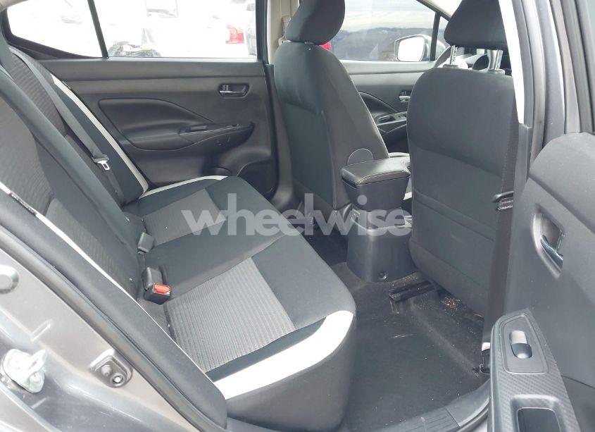 Photo 8 of 2020 Nissan Versa SV XTRONIC CVT (VIN 3N1CN8EV2LL846304)