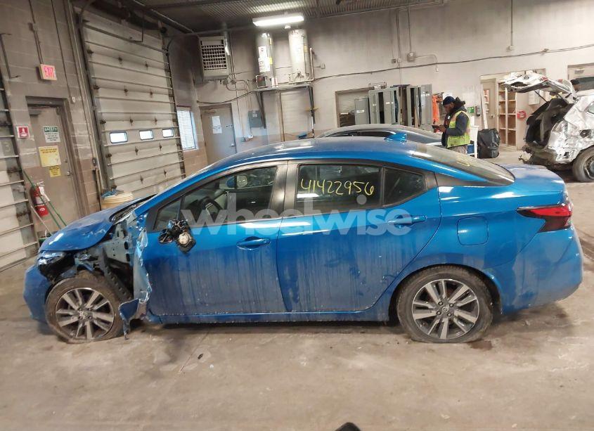 Photo 14 of 2020 Nissan Versa SV XTRONIC CVT (VIN 3N1CN8EV2LL887094)