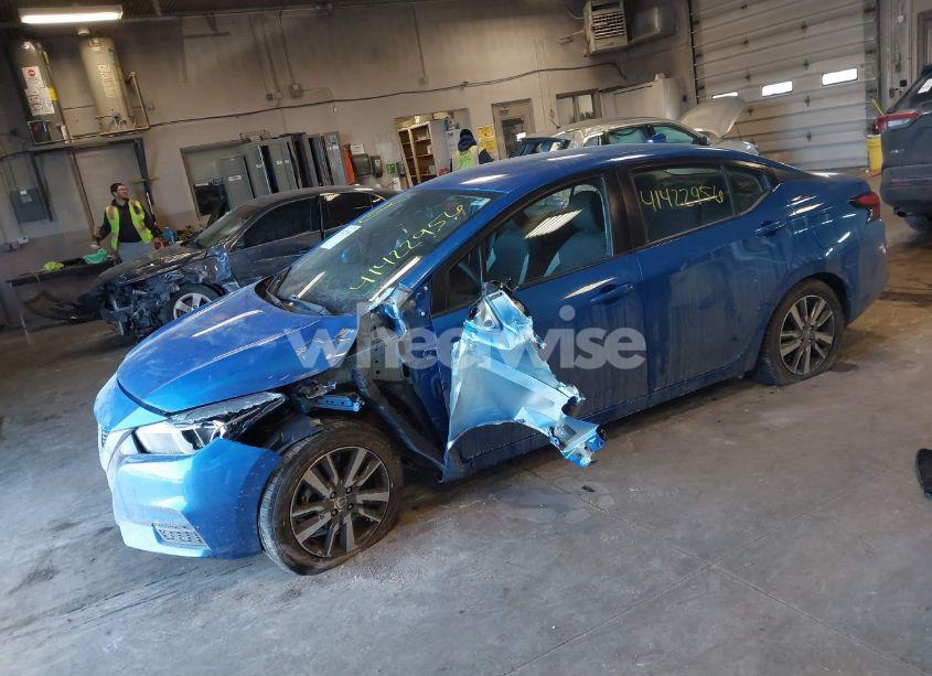 Photo 2 of 2020 Nissan Versa SV XTRONIC CVT (VIN 3N1CN8EV2LL887094)