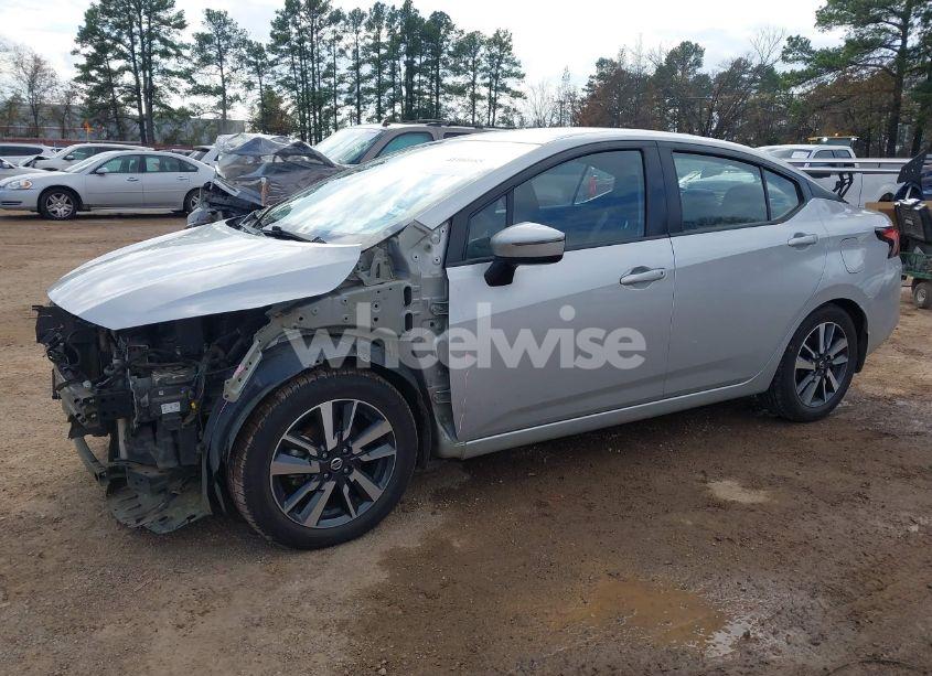 Photo 2 of 2020 Nissan Versa SV XTRONIC CVT (VIN 3N1CN8EV2LL892876)