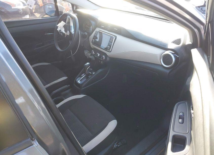 Photo 5 of 2021 Nissan Versa SV XTRONIC CVT (VIN 3N1CN8EV2ML885587)