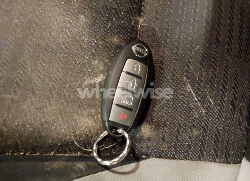 Photo 11 of 2021 Nissan Versa SV XTRONIC CVT (VIN 3N1CN8EV2ML888618)