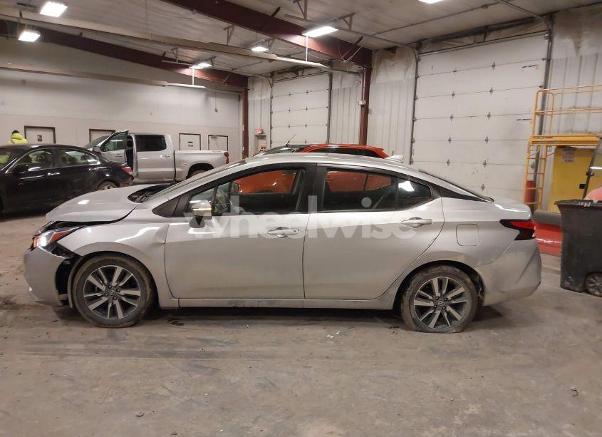 Photo 14 of 2021 Nissan Versa SV XTRONIC CVT (VIN 3N1CN8EV2ML888618)