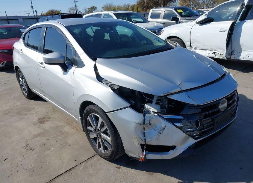 2024 Nissan Versa 1.6 SV (VIN 3N1CN8EV2RL820312) main photo