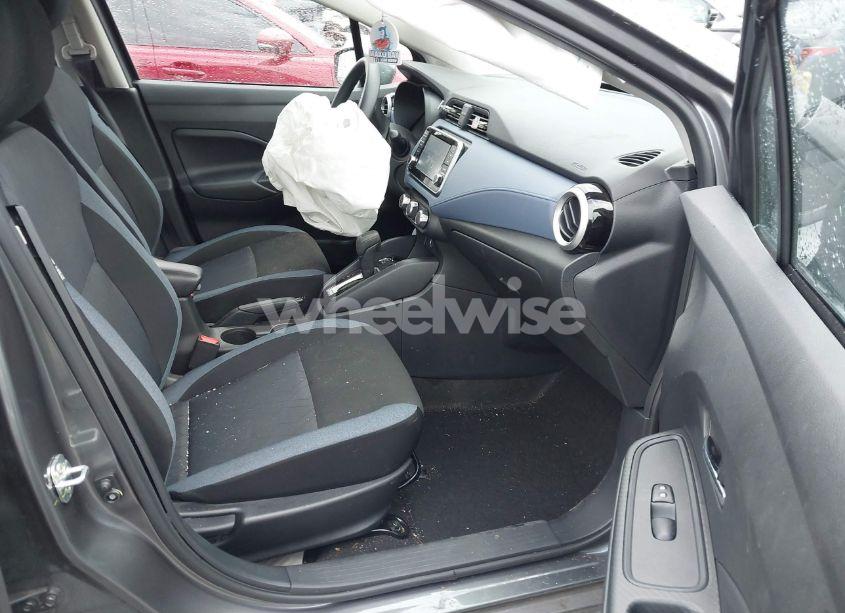 Photo 5 of 2024 Nissan Versa 1.6 SV (VIN 3N1CN8EV2RL878145)