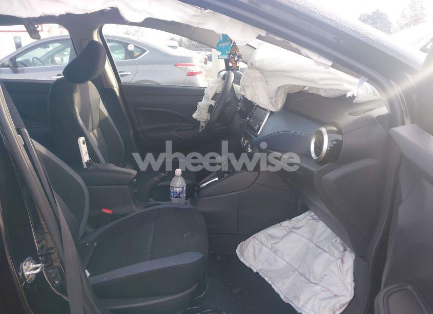 Photo 5 of 2024 Nissan Versa 1.6 SV (VIN 3N1CN8EV2RL926050)