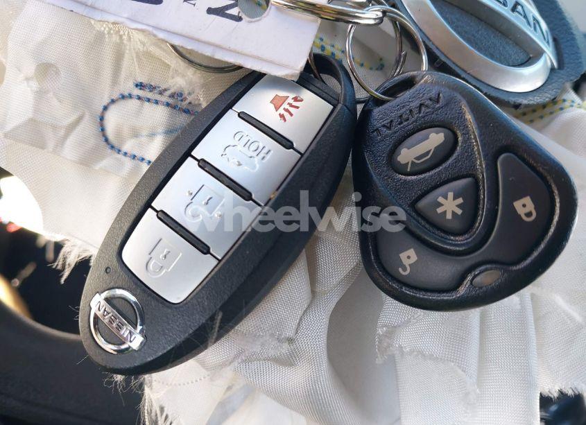 Photo 11 of 2020 Nissan Versa SV XTRONIC CVT (VIN 3N1CN8EV3LL820696)