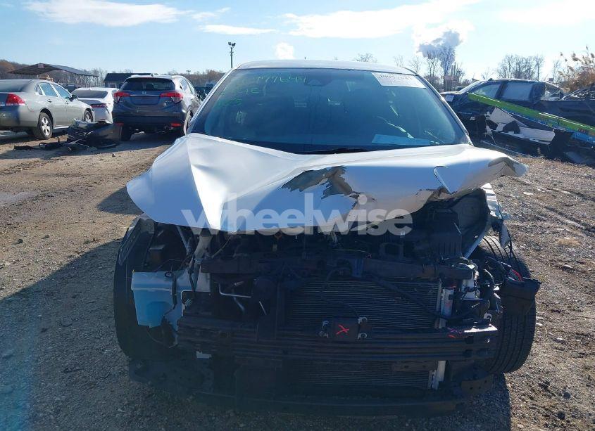 Photo 13 of 2020 Nissan Versa SV XTRONIC CVT (VIN 3N1CN8EV3LL820696)