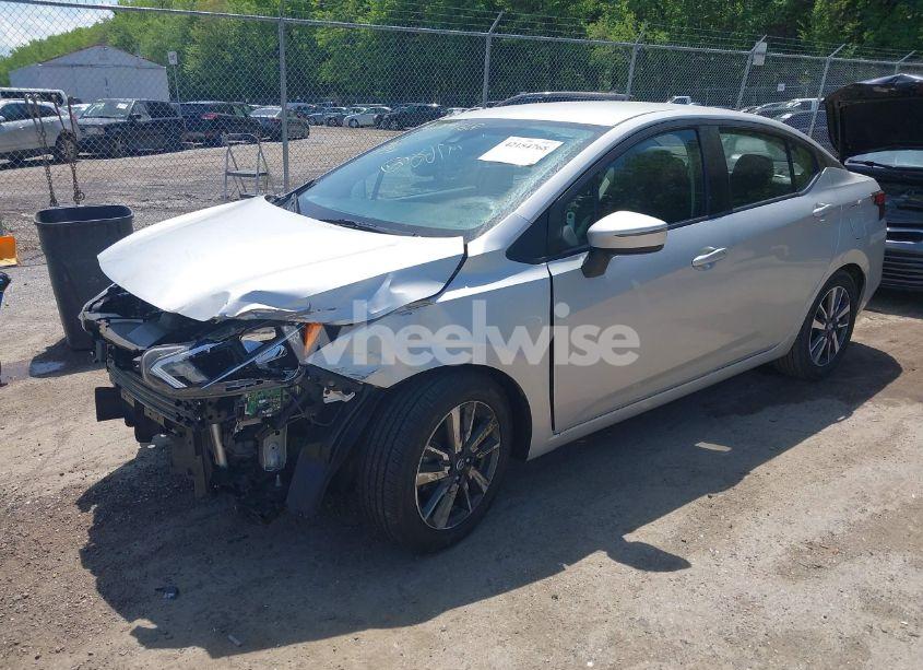 Photo 2 of 2021 Nissan Versa SV XTRONIC CVT (VIN 3N1CN8EV3ML889650)