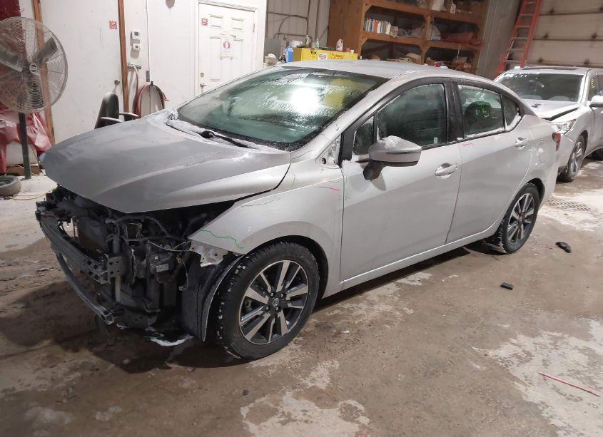 Photo 2 of 2021 Nissan Versa SV XTRONIC CVT (VIN 3N1CN8EV3ML891995)