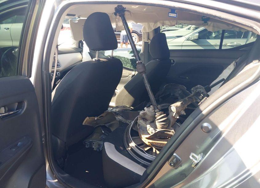 Photo 8 of 2021 Nissan Versa SV XTRONIC CVT (VIN 3N1CN8EV3ML895710)