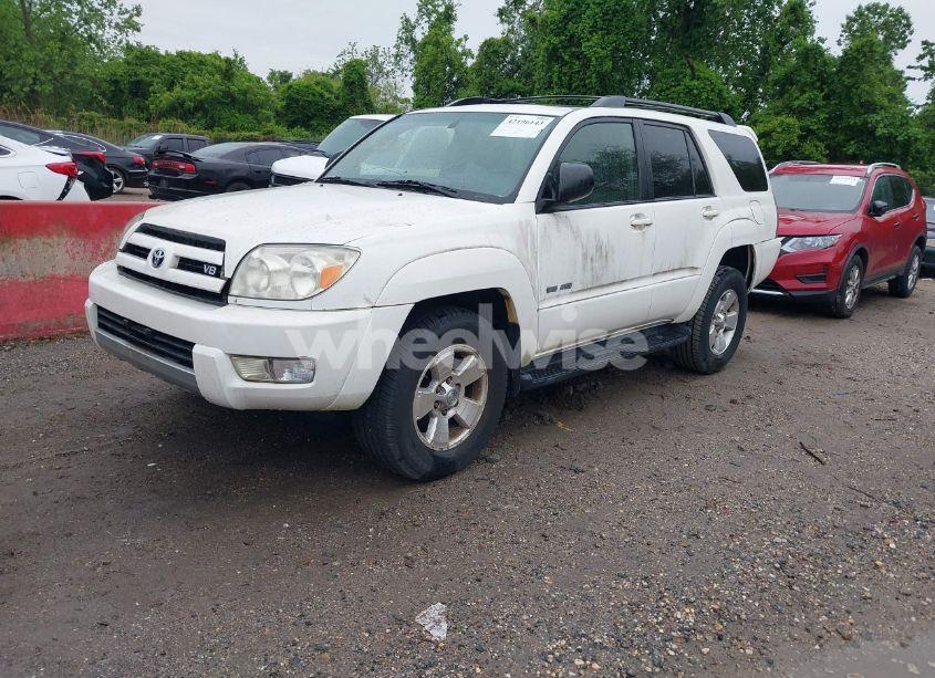 Photo 2 of 2004 Toyota 4runner SR5 V8 (VIN 3N1CN8EV4LL******)