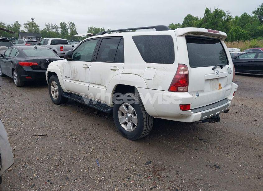 Photo 3 of 2004 Toyota 4runner SR5 V8 (VIN 3N1CN8EV4LL******)