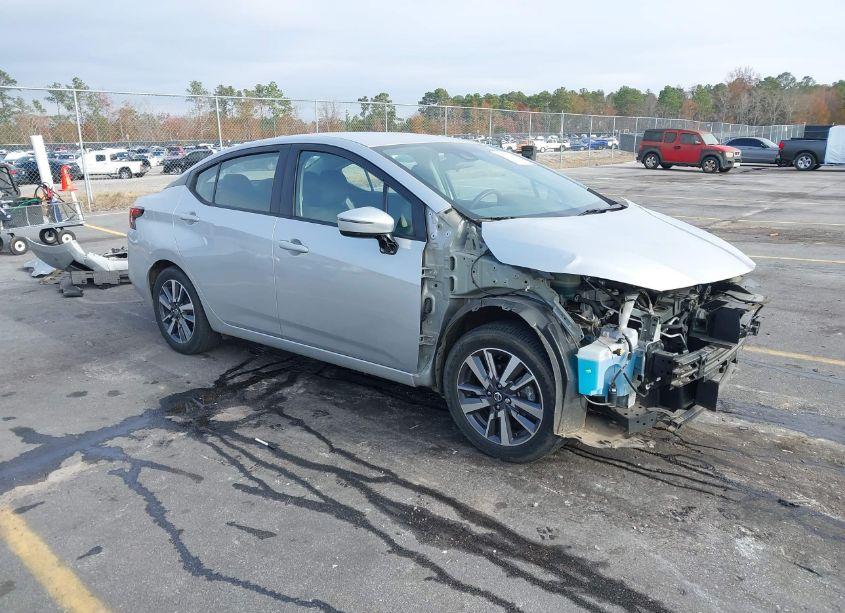 2020 Nissan Versa SV XTRONIC CVT (VIN 3N1CN8EV4LL807567) main photo
