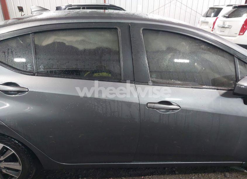 Photo 13 of 2020 Nissan Versa SV XTRONIC CVT (VIN 3N1CN8EV4LL916384)