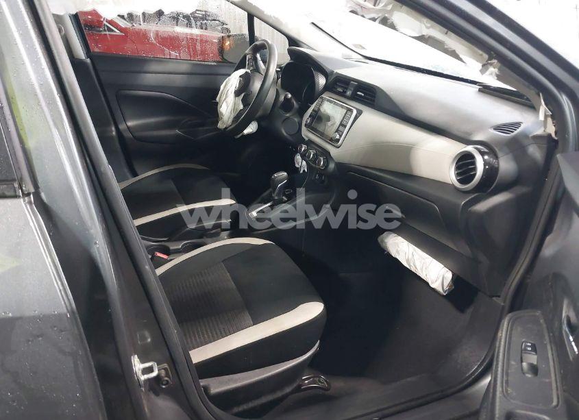 Photo 5 of 2020 Nissan Versa SV XTRONIC CVT (VIN 3N1CN8EV4LL916384)