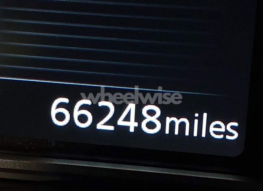 Photo 7 of 2020 Nissan Versa SV XTRONIC CVT (VIN 3N1CN8EV4LL916384)