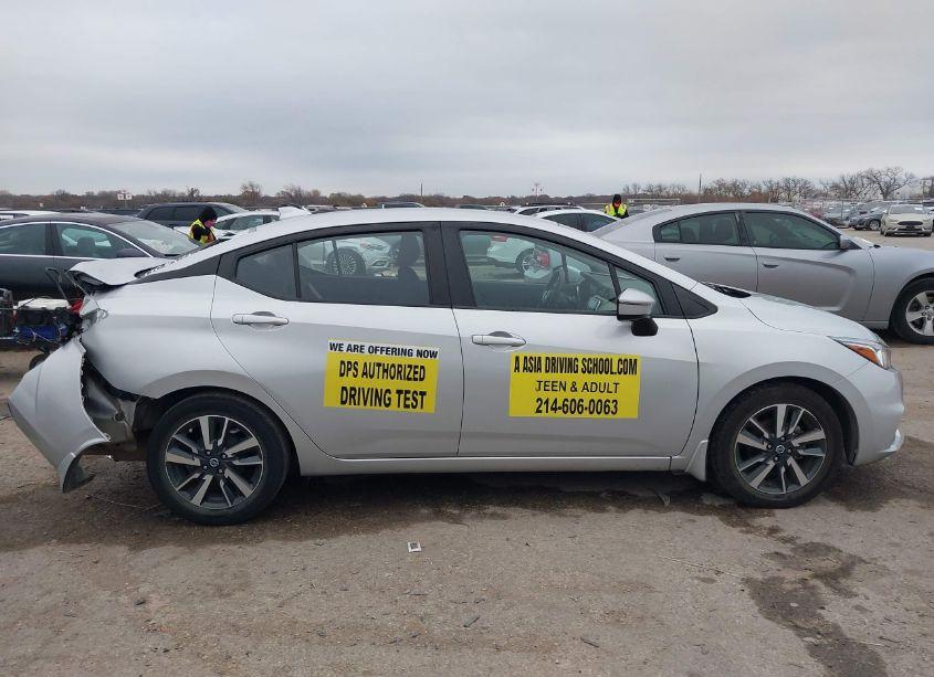 Photo 13 of 2021 Nissan Versa SV XTRONIC CVT (VIN 3N1CN8EV4ML807358)