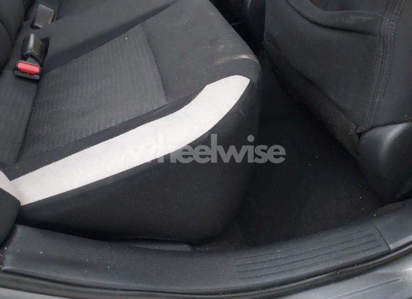 Photo 8 of 2021 Nissan Versa SV XTRONIC CVT (VIN 3N1CN8EV4ML827092)