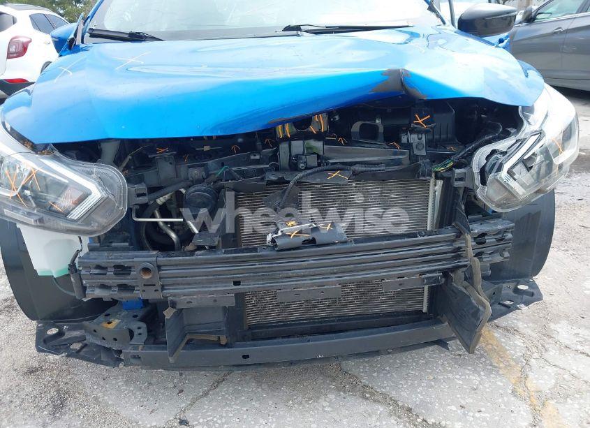 Photo 6 of 2021 Nissan Versa SV XTRONIC CVT (VIN 3N1CN8EV4ML827755)