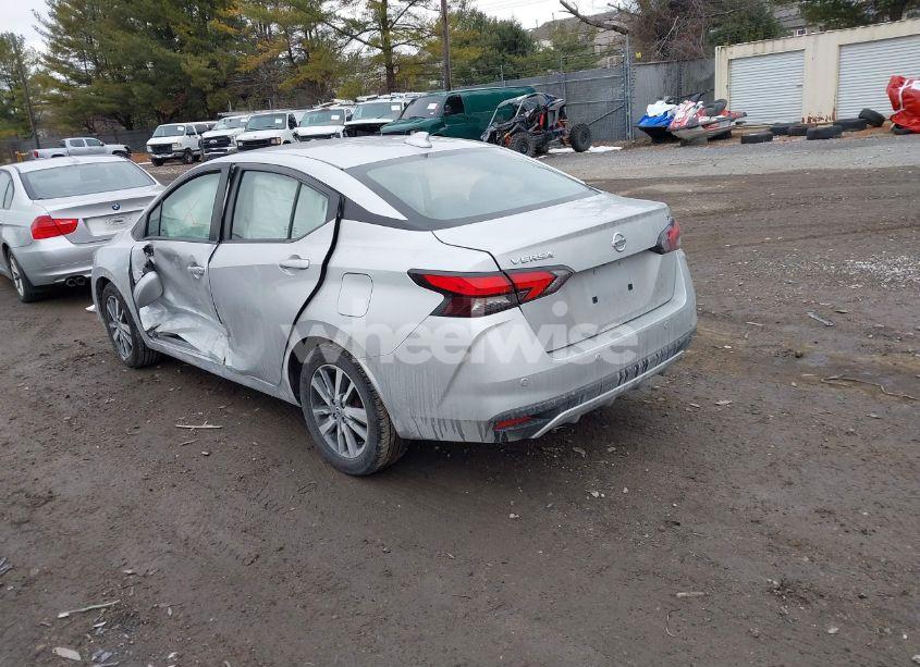 Photo 3 of 2021 Nissan Versa SV XTRONIC CVT (VIN 3N1CN8EV4ML839307)