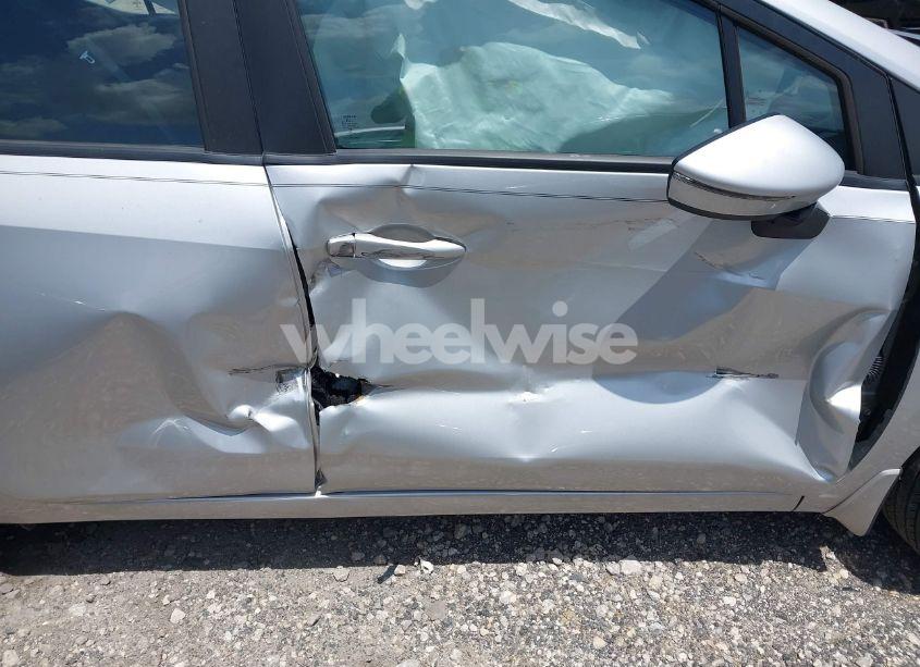 Photo 6 of 2021 Nissan Versa SV XTRONIC CVT (VIN 3N1CN8EV4ML858875)