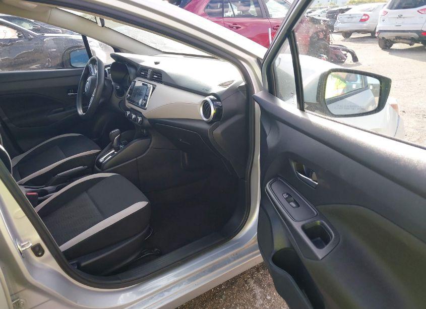 Photo 5 of 2021 Nissan Versa SV XTRONIC CVT (VIN 3N1CN8EV4ML869519)