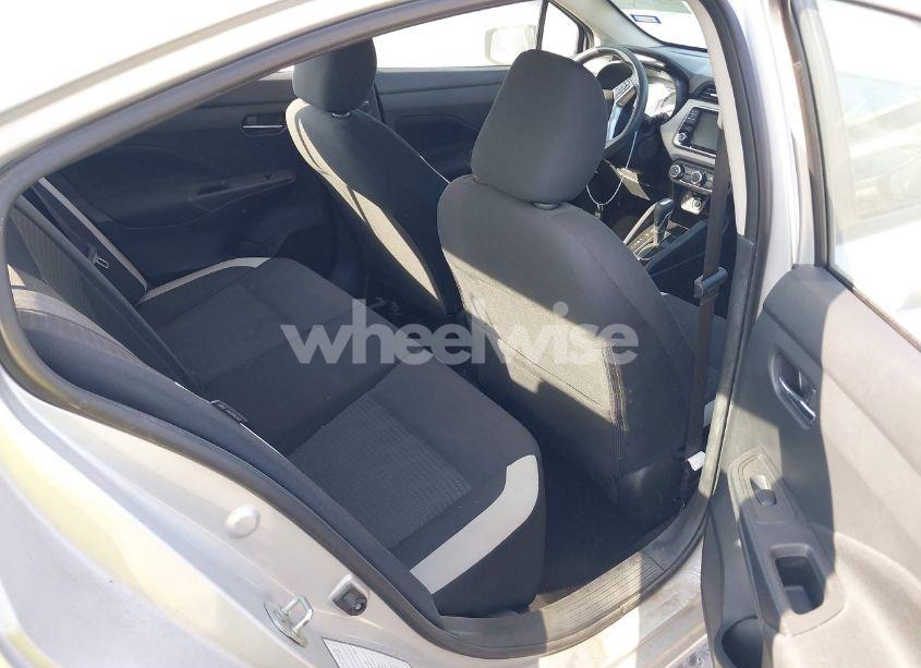 Photo 8 of 2021 Nissan Versa SV XTRONIC CVT (VIN 3N1CN8EV4ML870444)