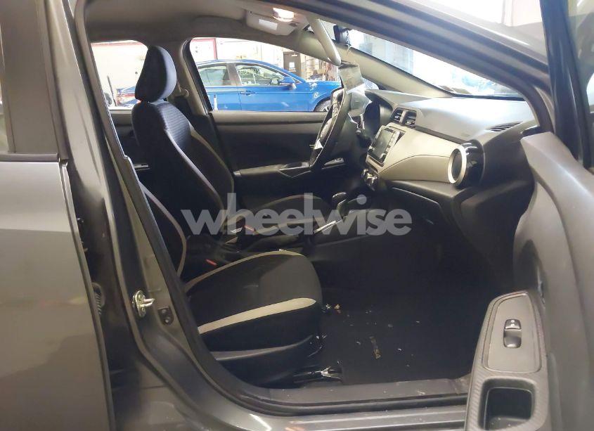 Photo 5 of 2021 Nissan Versa (VIN 3N1CN8EV4ML876549)