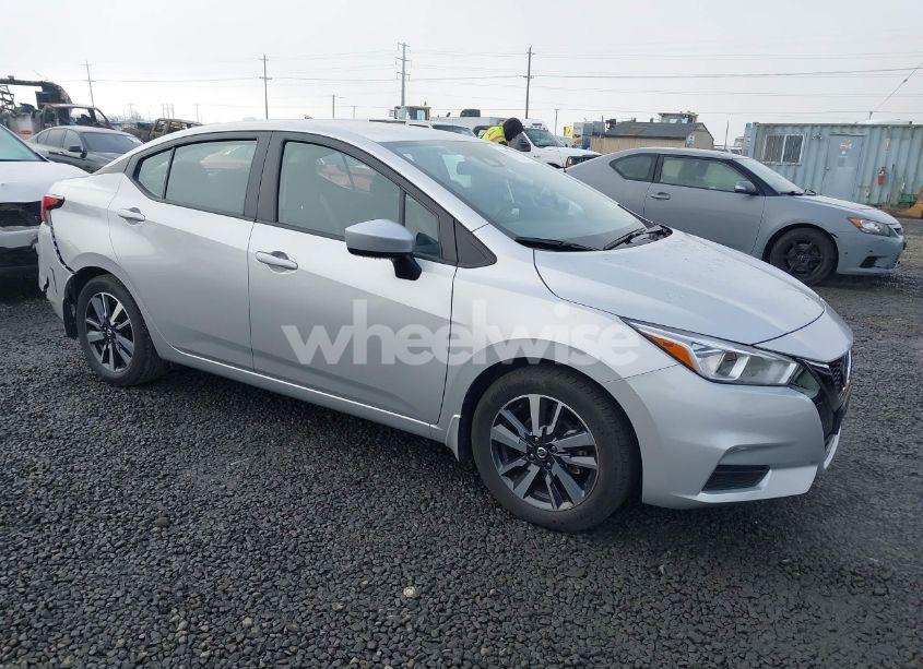 2022 Nissan Versa 1.6 SV XTRONIC CVT (VIN 3N1CN8EV4NL848302) main photo