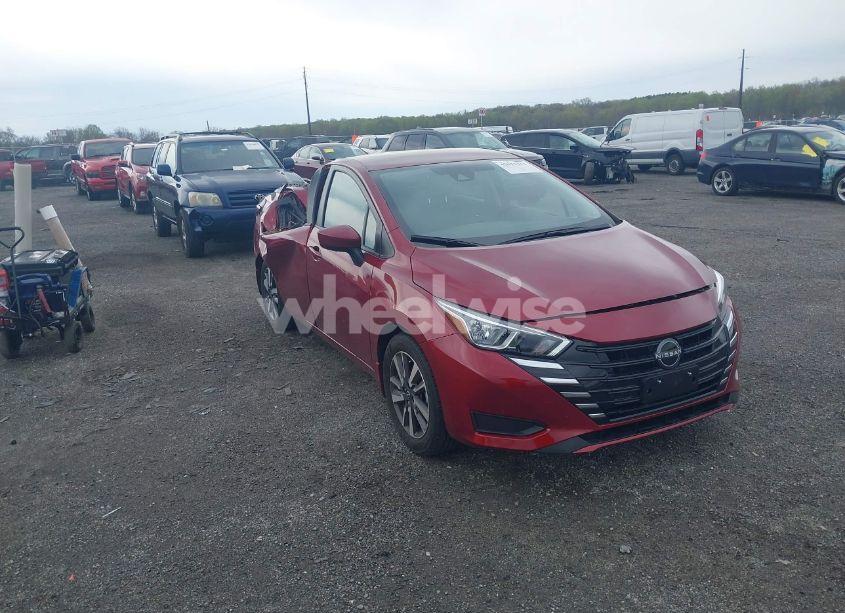 2024 Nissan Versa 1.6 SV (VIN 3N1CN8EV4RL867213) main photo