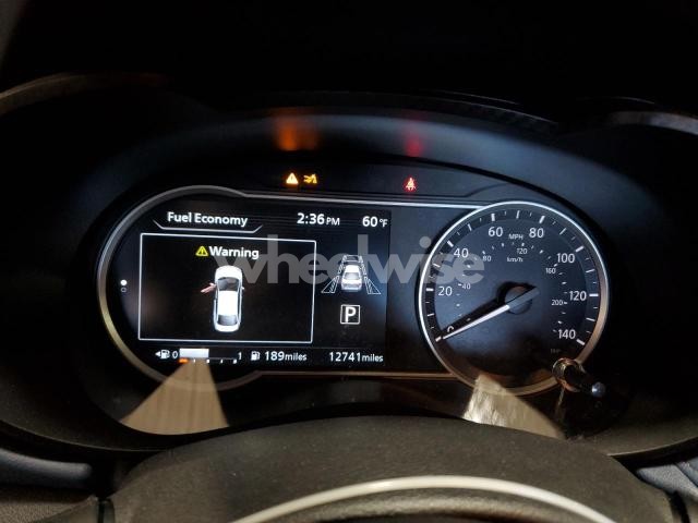 2025 NISSAN VERSA SV