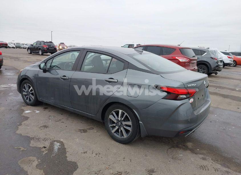 Photo 3 of 2020 Nissan Versa SV XTRONIC CVT (VIN 3N1CN8EV5LL805472)